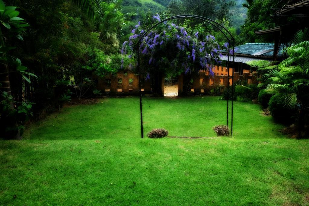 Sapphire Holiday Resort Ratnapura Exteriér fotografie