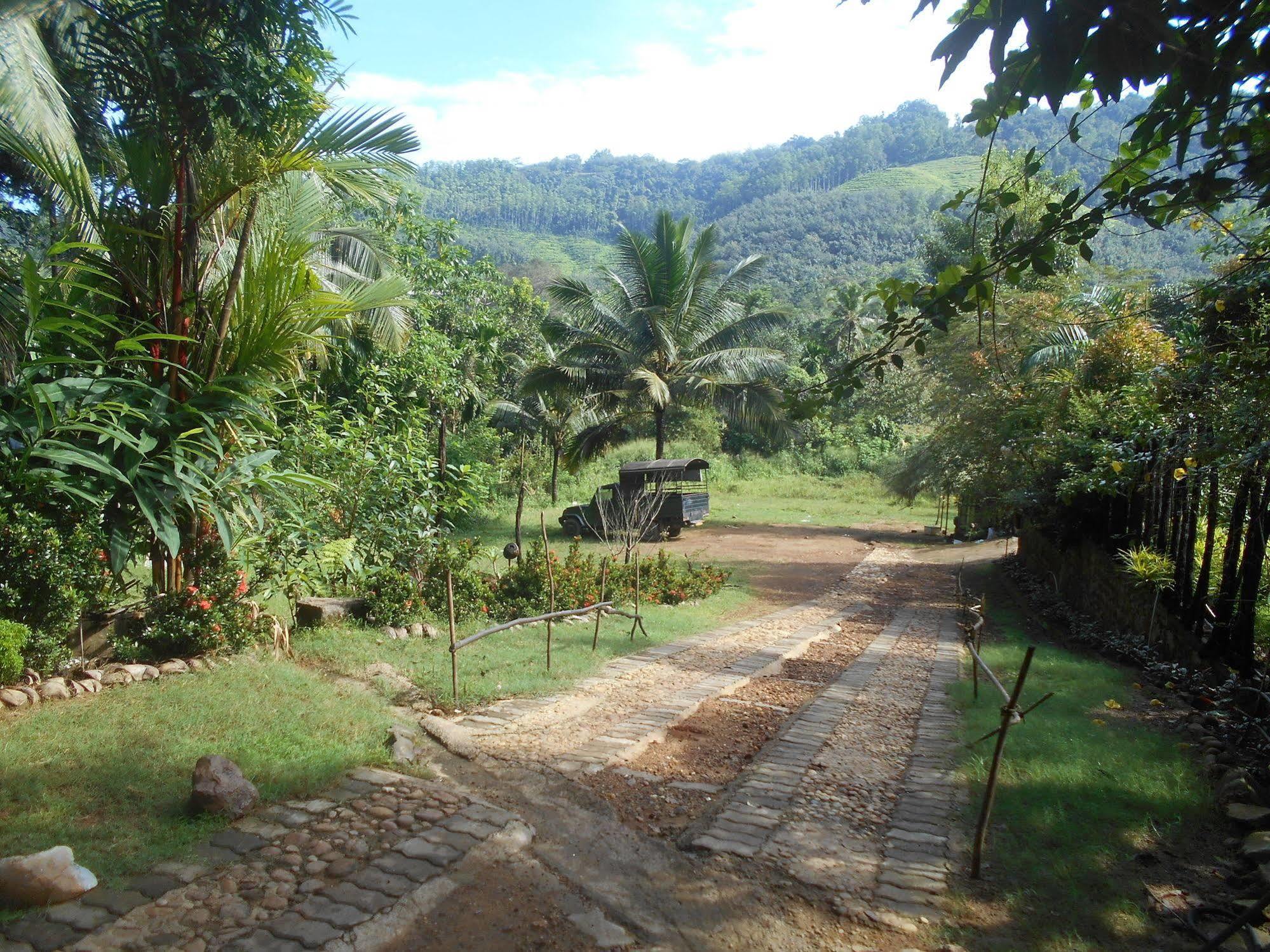 Sapphire Holiday Resort Ratnapura Exteriér fotografie